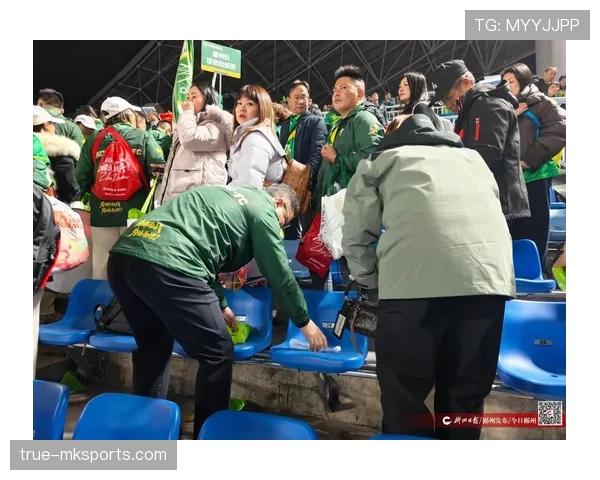 球迷互动平台推出新功能 实时分享赛事激情提升交流体验